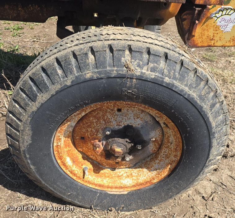 image for item EK5124 Ford Tiger Special 5600 tractor