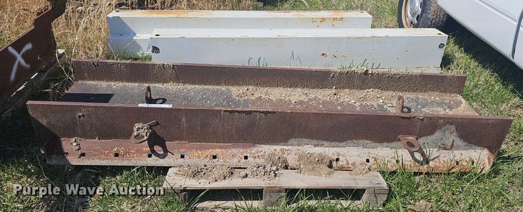 image for item EK5126 Truck parts