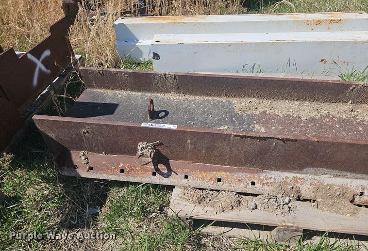 image for item EK5126 Truck parts