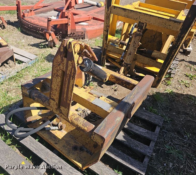 image for item EK5127 (3) motor grader brackets