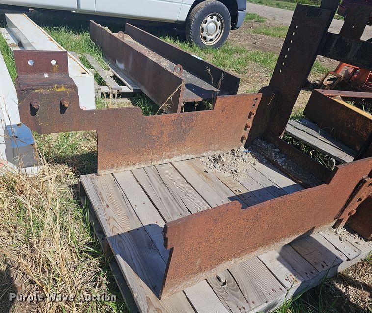 image for item EK5128 Truck parts