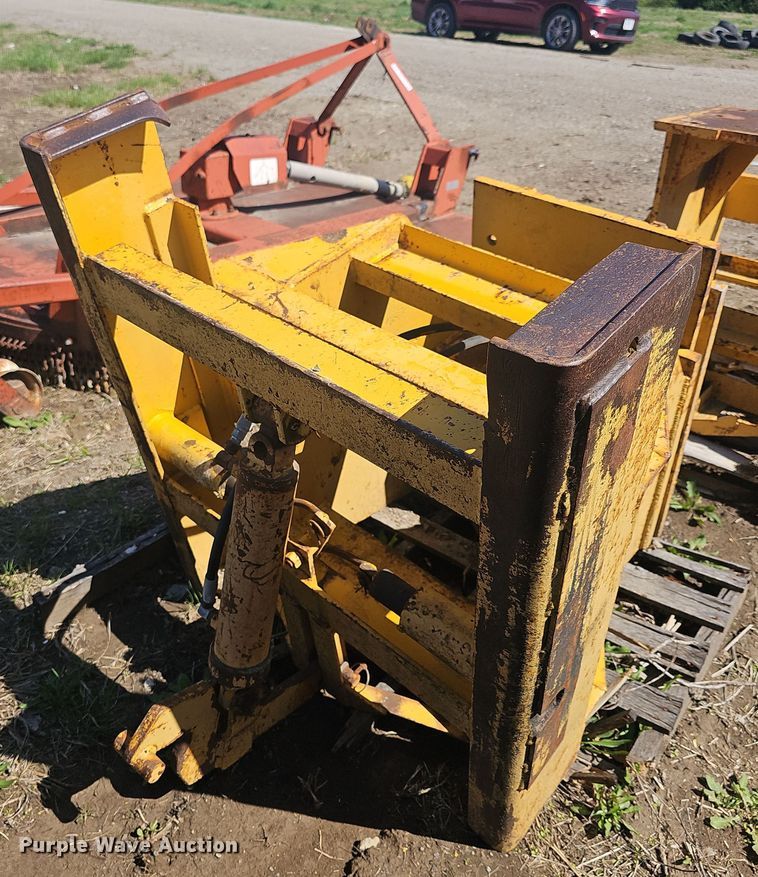 image for item EK5129 (3) motor grader front mounted lift groups