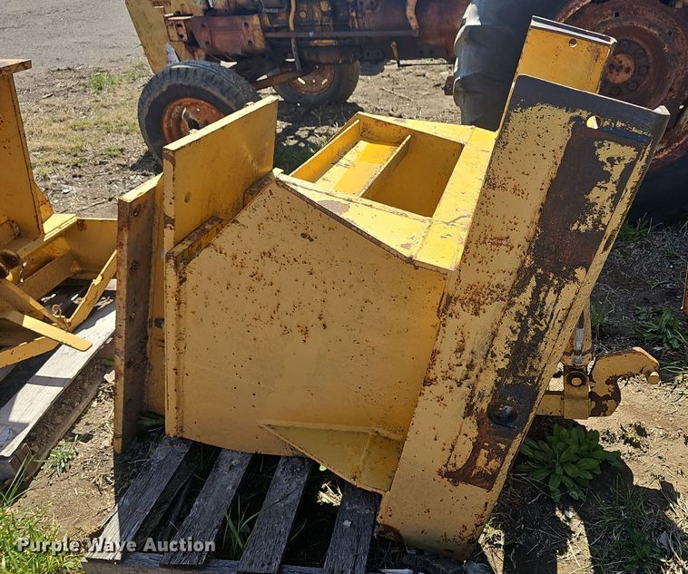 image for item EK5129 (3) motor grader front mounted lift groups
