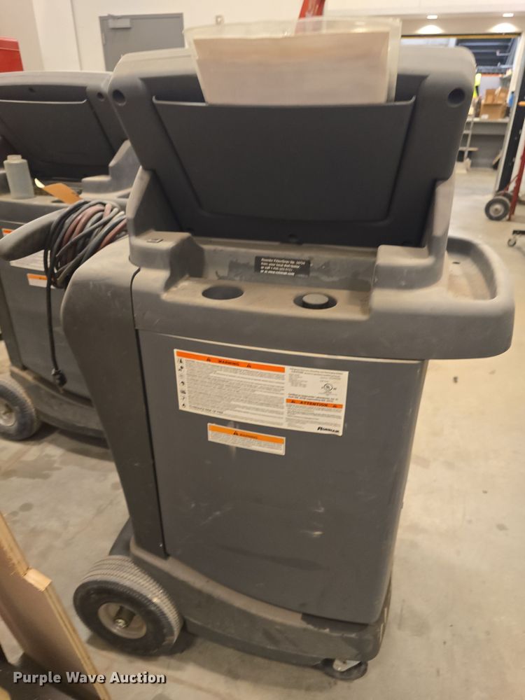 image for item EK5134 (2) Robinair Cooltech 34788 refrigerant recovery recycling machine