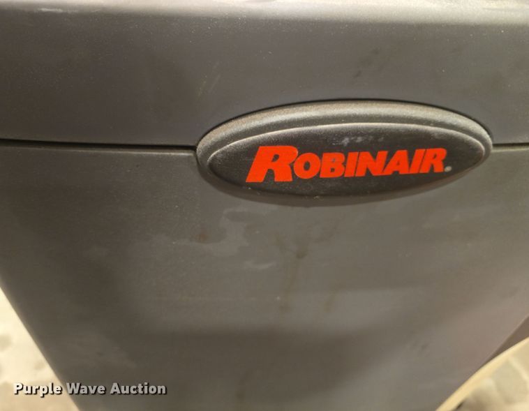 image for item EK5134 (2) Robinair Cooltech 34788 refrigerant recovery recycling machine
