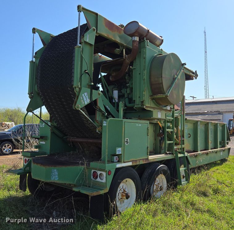 image for item EL1987 The Beast  3680 horizontal grinder