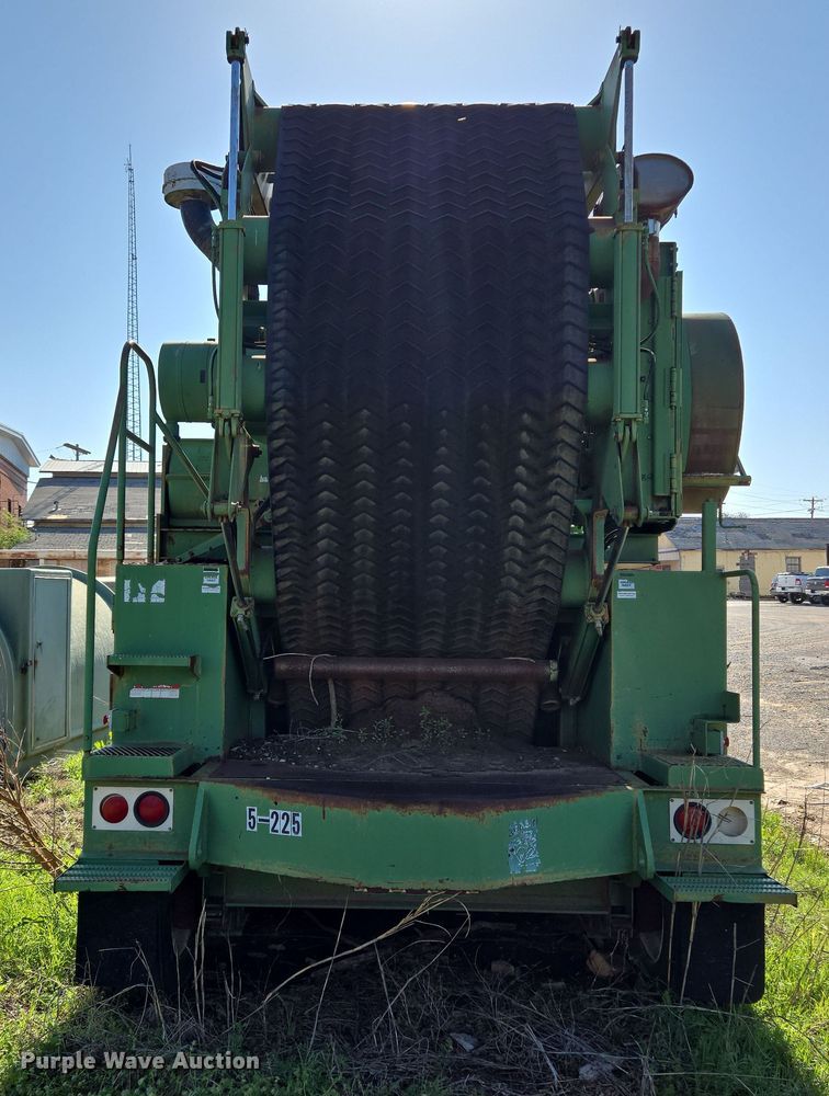 image for item EL1987 The Beast  3680 horizontal grinder