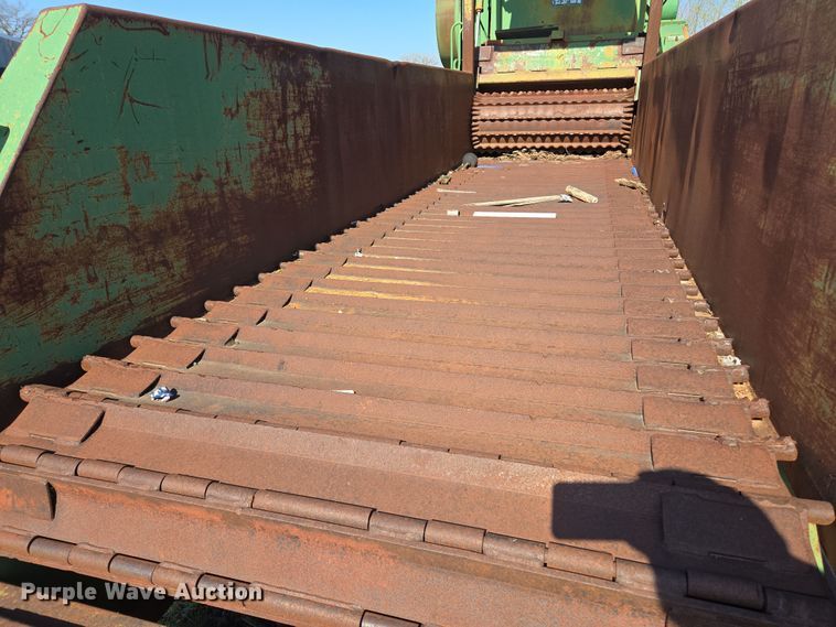 image for item EL1987 The Beast  3680 horizontal grinder