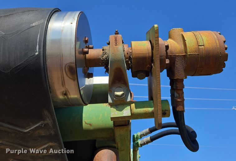 image for item EL1987 The Beast  3680 horizontal grinder