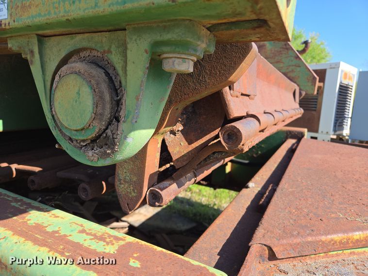 image for item EL1987 The Beast  3680 horizontal grinder