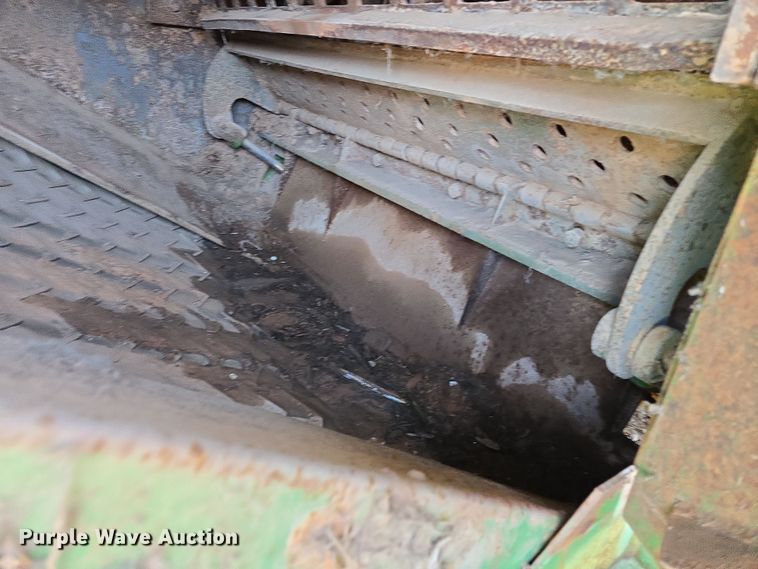 image for item EL1987 The Beast  3680 horizontal grinder