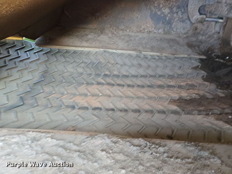 image for item EL1987 The Beast  3680 horizontal grinder