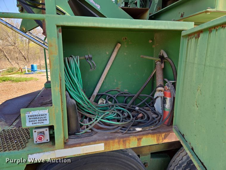 image for item EL1987 The Beast  3680 horizontal grinder