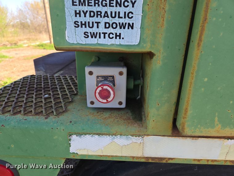 image for item EL1987 The Beast  3680 horizontal grinder