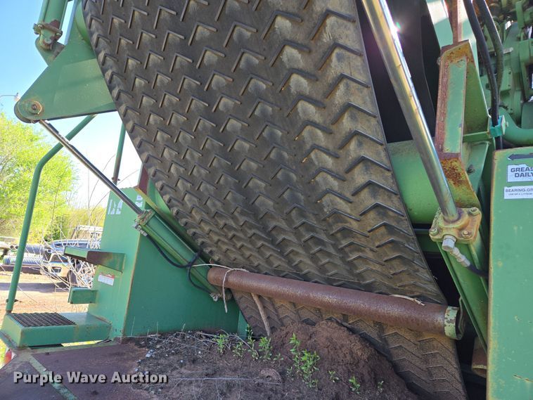 image for item EL1987 The Beast  3680 horizontal grinder