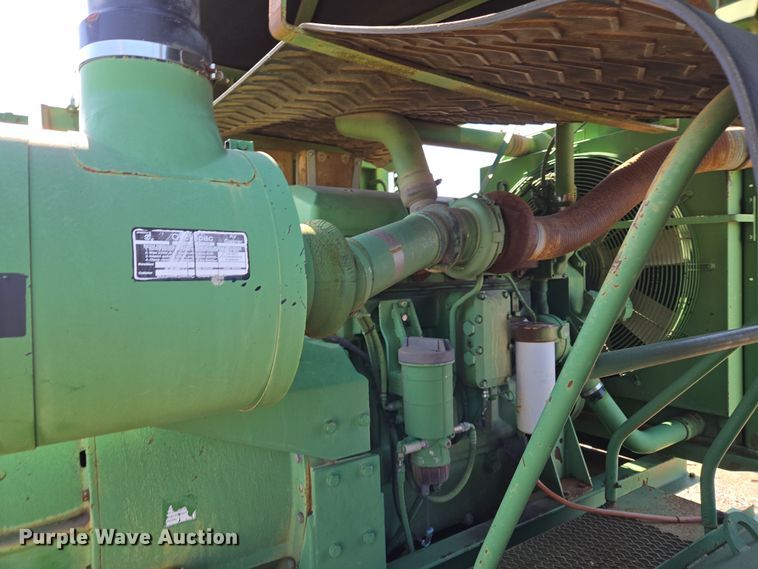 image for item EL1987 The Beast  3680 horizontal grinder