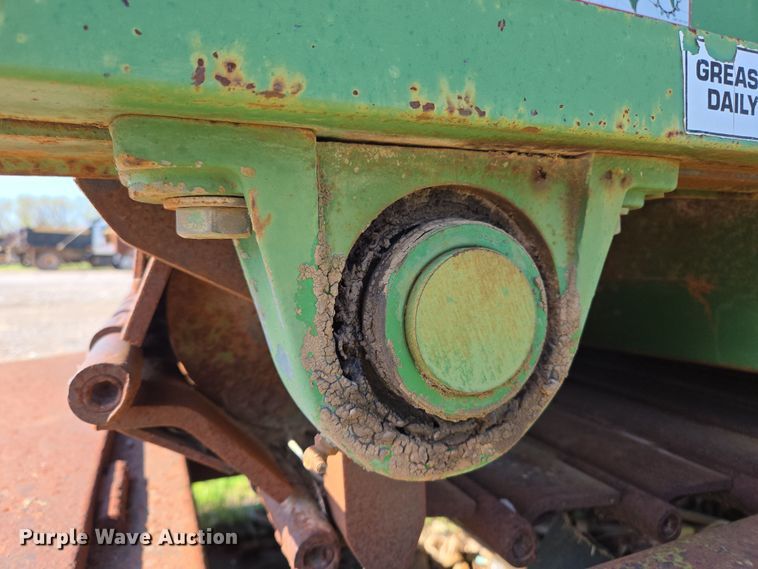 image for item EL1987 The Beast  3680 horizontal grinder