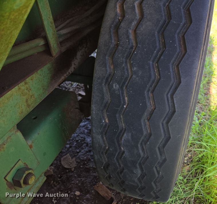 image for item EL1987 The Beast  3680 horizontal grinder