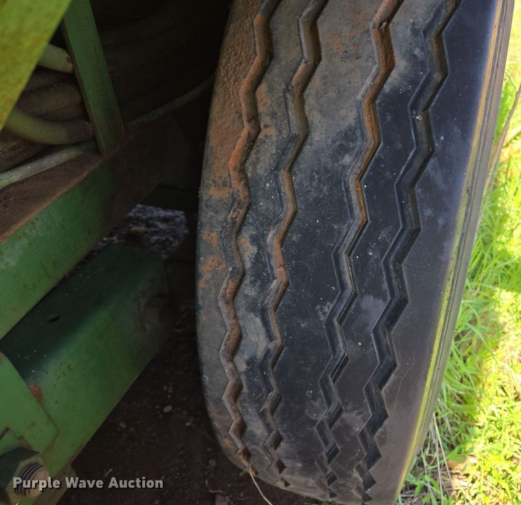 image for item EL1987 The Beast  3680 horizontal grinder