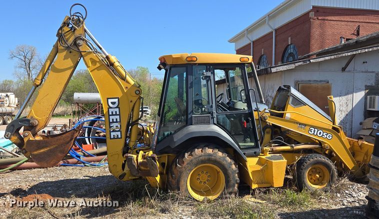 image for item EL1988 2001 John Deere 310 SG backhoe