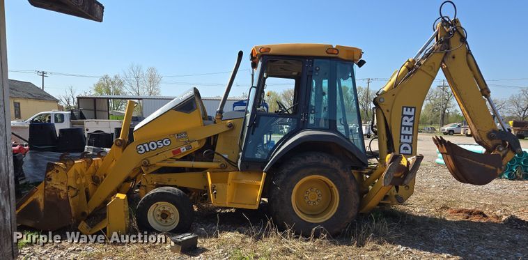 image for item EL1988 2001 John Deere 310 SG backhoe