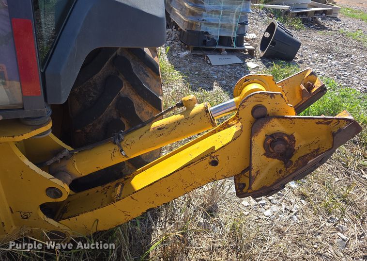 image for item EL1988 2001 John Deere 310 SG backhoe