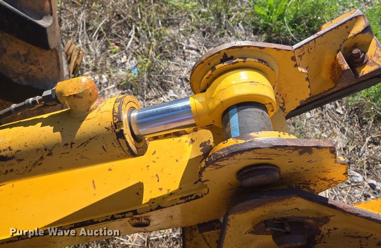 image for item EL1988 2001 John Deere 310 SG backhoe