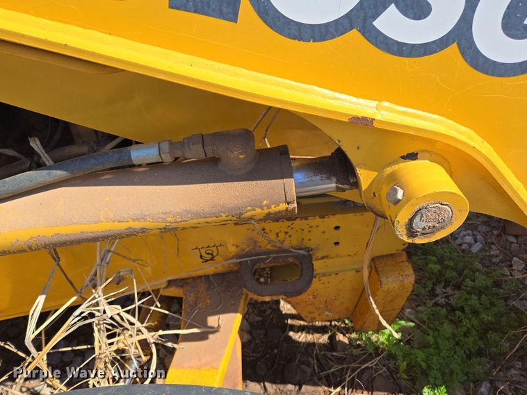 image for item EL1988 2001 John Deere 310 SG backhoe