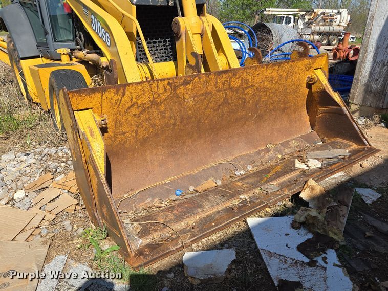 image for item EL1988 2001 John Deere 310 SG backhoe