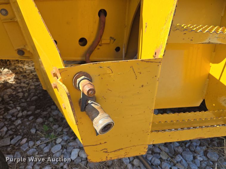 image for item EL1988 2001 John Deere 310 SG backhoe