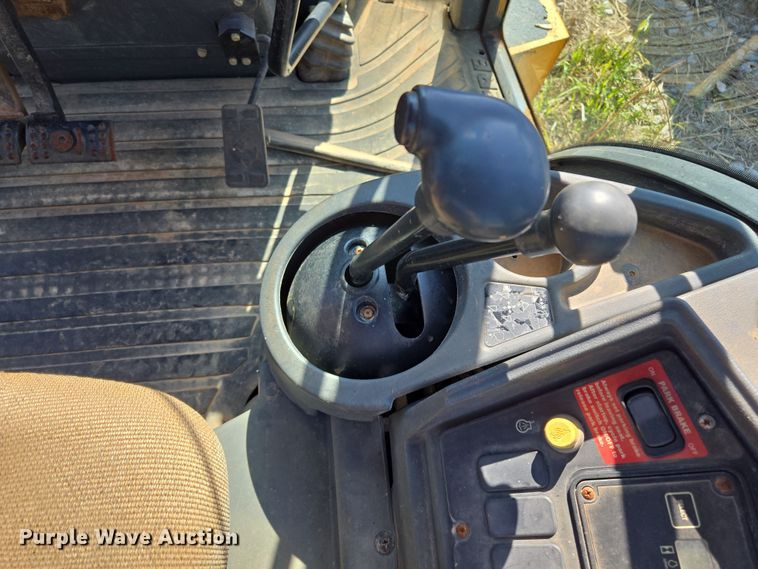 image for item EL1988 2001 John Deere 310 SG backhoe