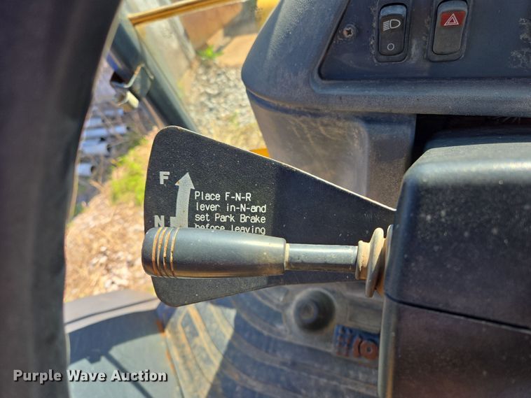 image for item EL1988 2001 John Deere 310 SG backhoe