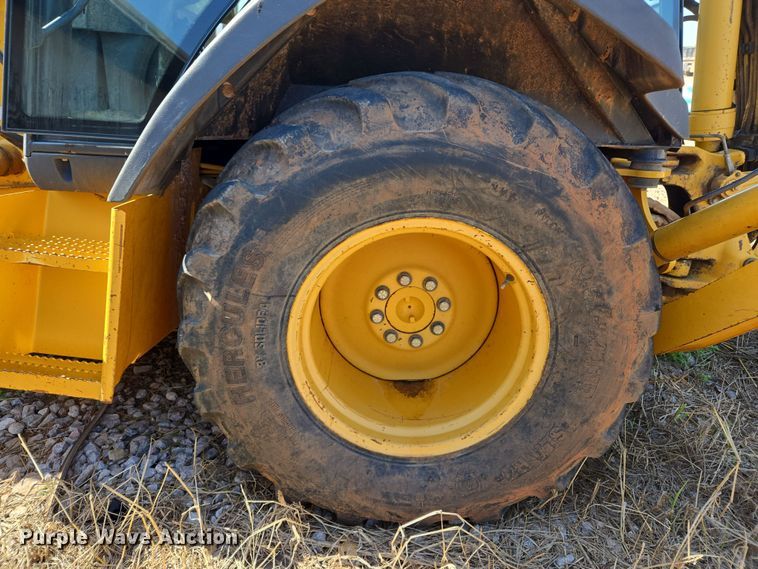 image for item EL1988 2001 John Deere 310 SG backhoe