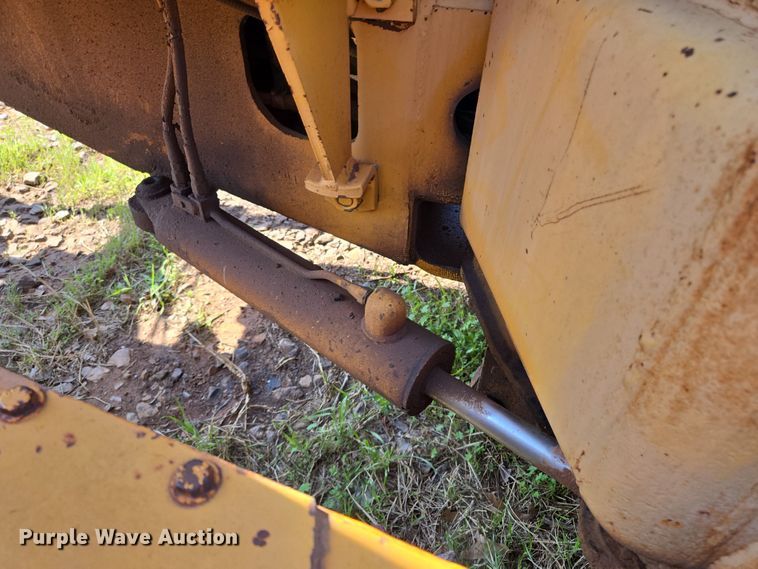 image for item EL1989 John Deere 570 motor grader