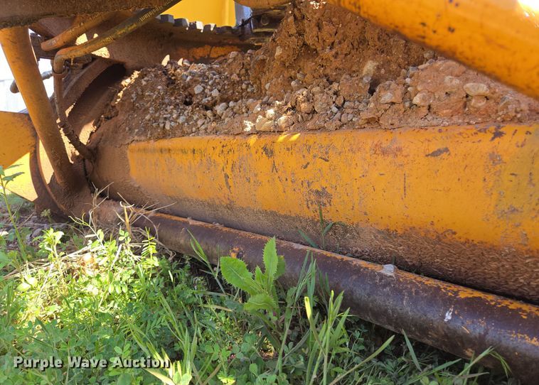 image for item EL1989 John Deere 570 motor grader