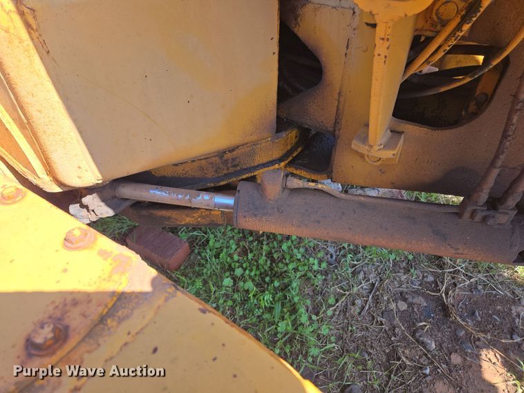 image for item EL1989 John Deere 570 motor grader