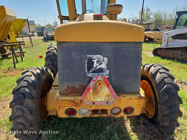 image for item EL1989 John Deere 570 motor grader