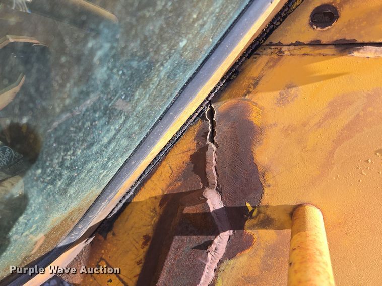 image for item EL1989 John Deere 570 motor grader