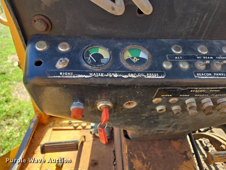 image for item EL1989 John Deere 570 motor grader