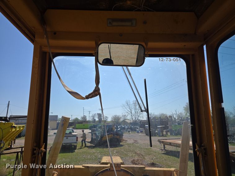 image for item EL1989 John Deere 570 motor grader