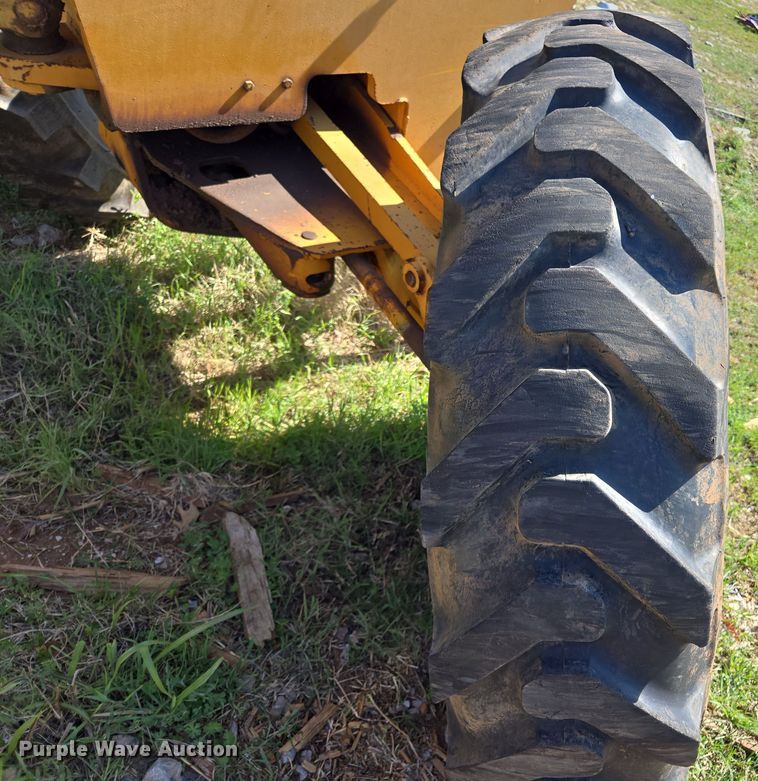 image for item EL1989 John Deere 570 motor grader