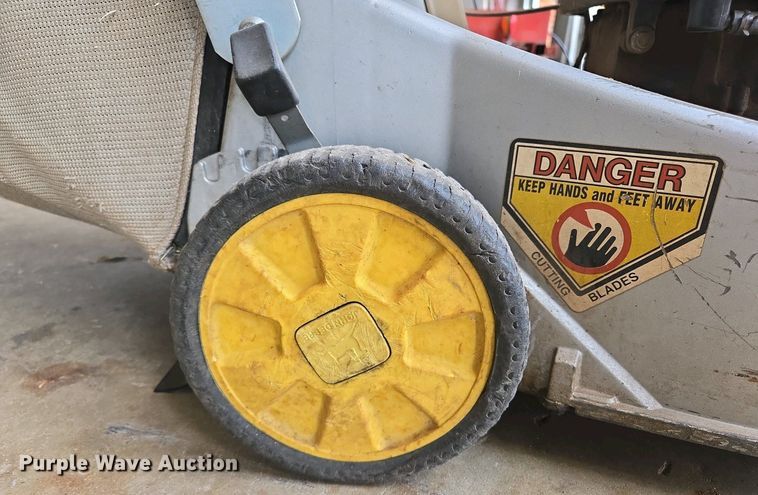 image for item EL2002 Lawn and garden