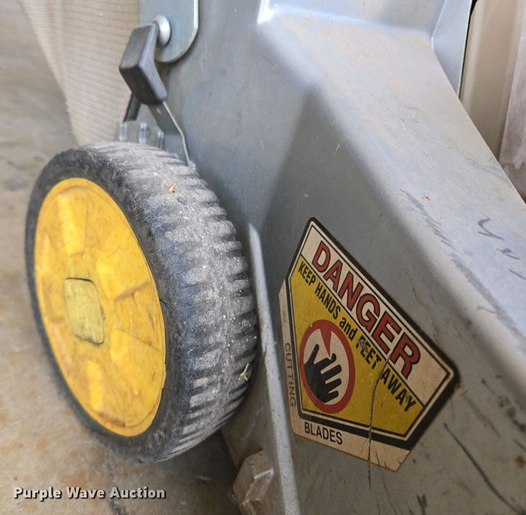 image for item EL2002 Lawn and garden