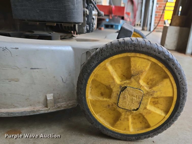 image for item EL2002 Lawn and garden