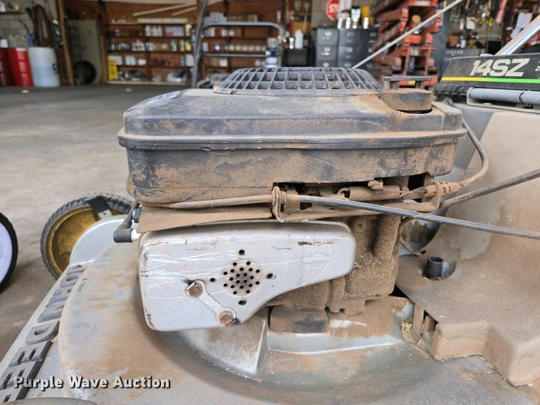 image for item EL2002 Lawn and garden