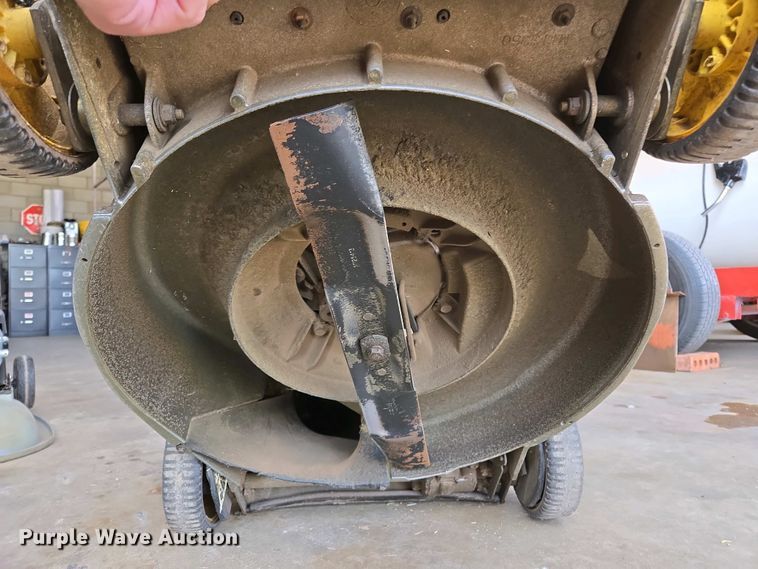 image for item EL2002 Lawn and garden