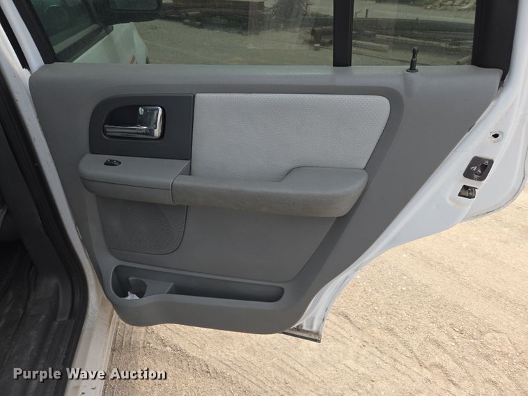 image for item EL5507 2006 Ford Expedition SUV