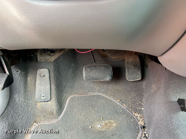 image for item EL5512 2000 Ford Taurus 