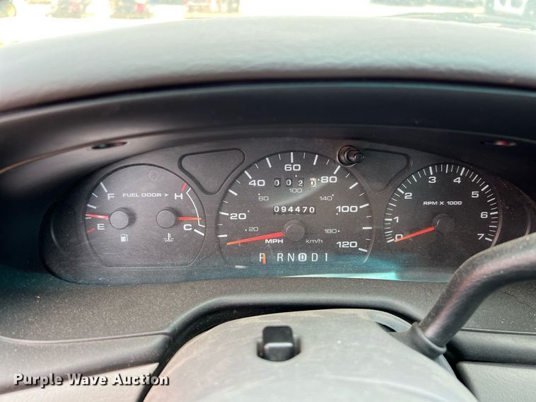 image for item EL5512 2000 Ford Taurus 