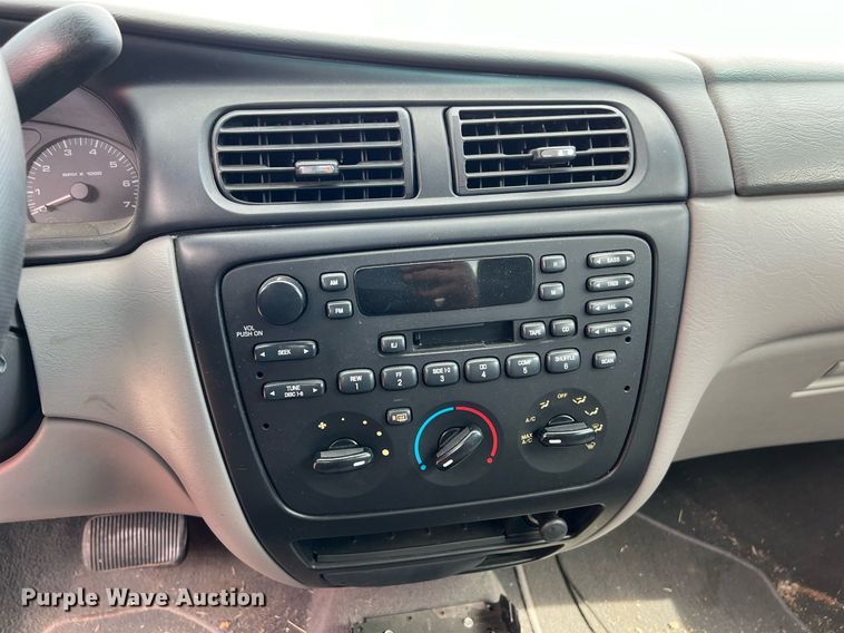 image for item EL5512 2000 Ford Taurus 